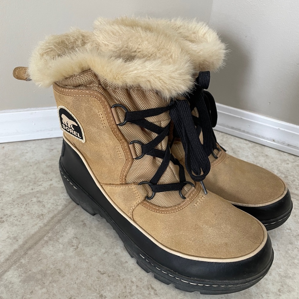 Sorel Tan and Black Winter Boots